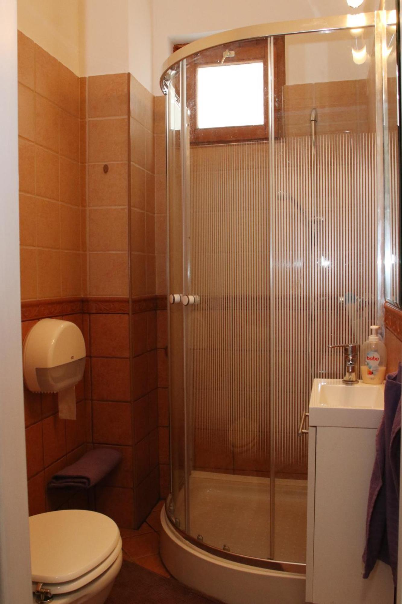 Tulipan Apartman Геделле Екстер'єр фото